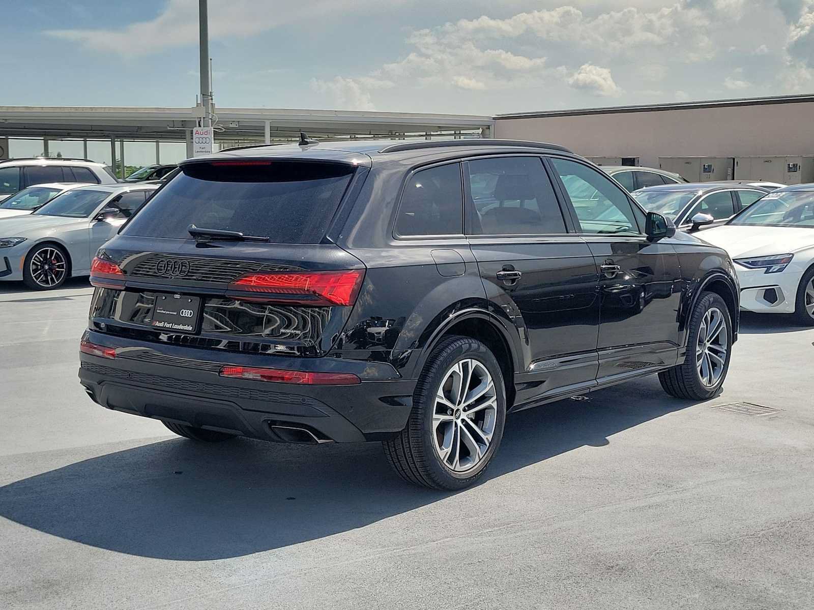 Certified 2026 Audi Q7 3.0T Premium w/ Convenience Plus Package AWD/4WD image 6
