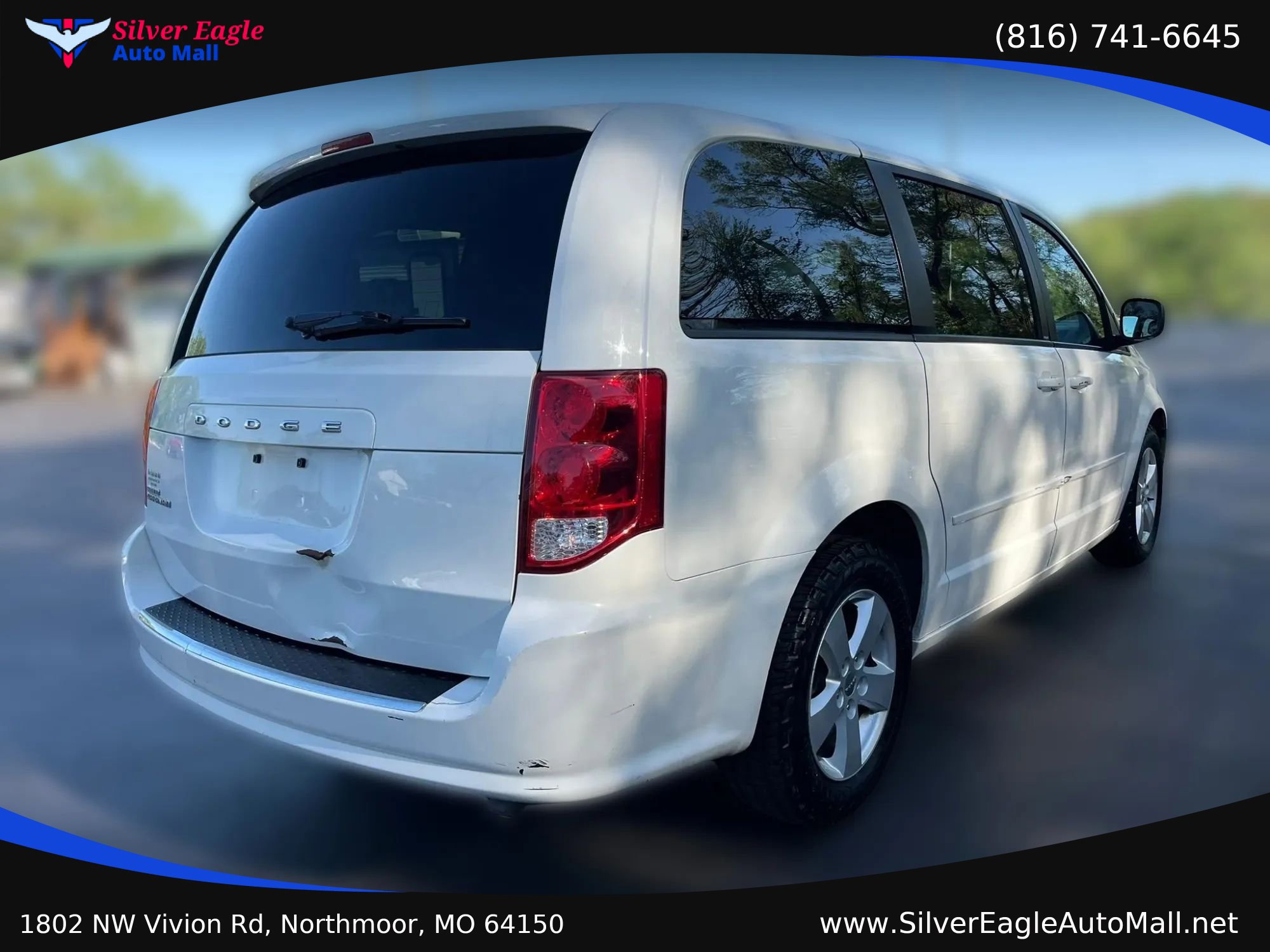 Used 2013 Dodge Grand Caravan SE FWD image 4