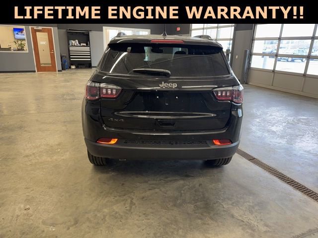 New 2026 Jeep Compass Limited image 8