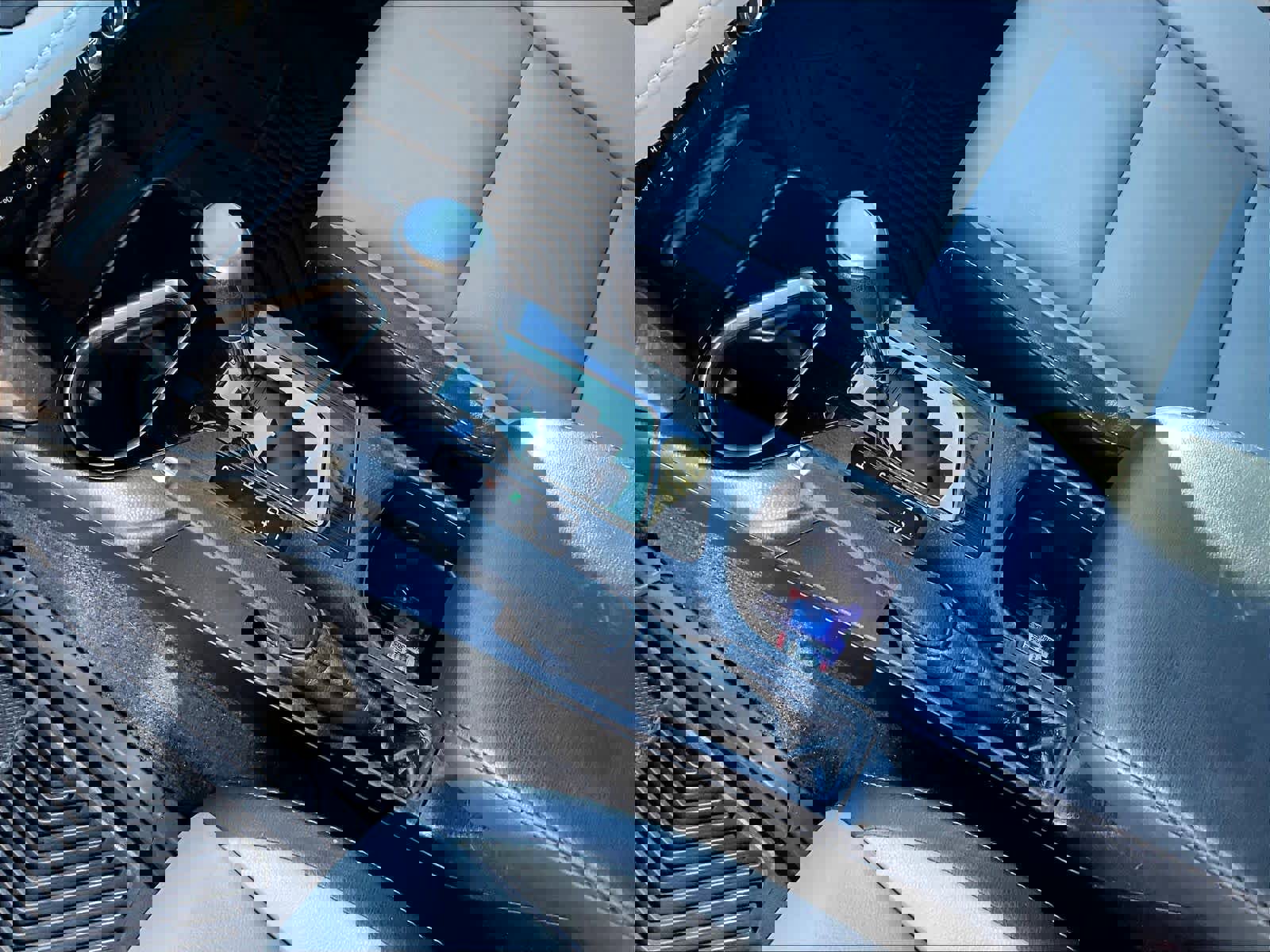 Used 2018 Toyota RAV4 Limited image 20