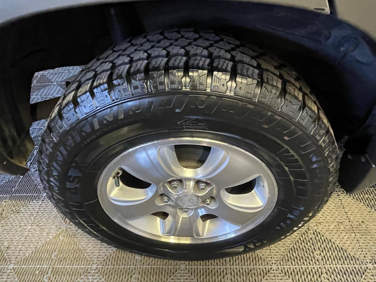 Used 2003 MAZDA Tribute ES AWD/4WD image 18