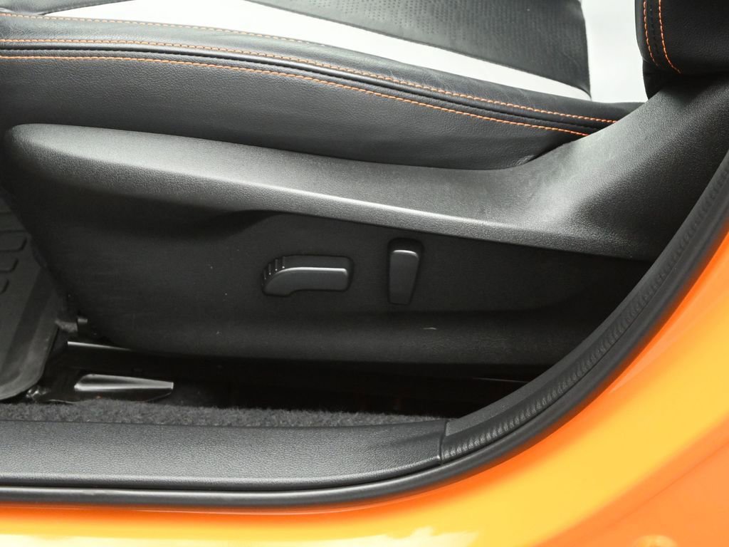 Used 2019 Subaru Crosstrek 2.0i Limited w/ Moonroof Package w/Navigation image 10