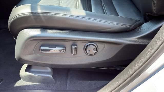 Used 2023 Honda CR-V EX-L image 10