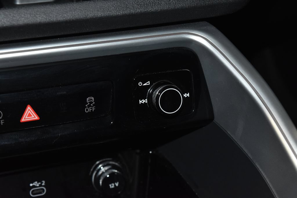 Certified 2025 Audi Q5 Premium w/ Premium Plus AWD/4WD image 12