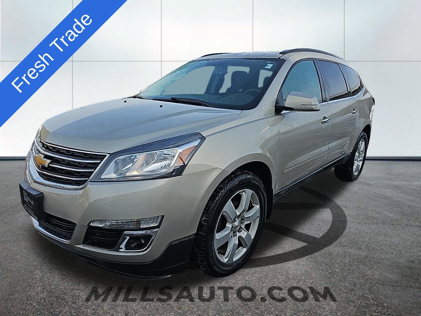 Used 2017 Chevrolet Traverse LT w/ Style and Technology Package image 1