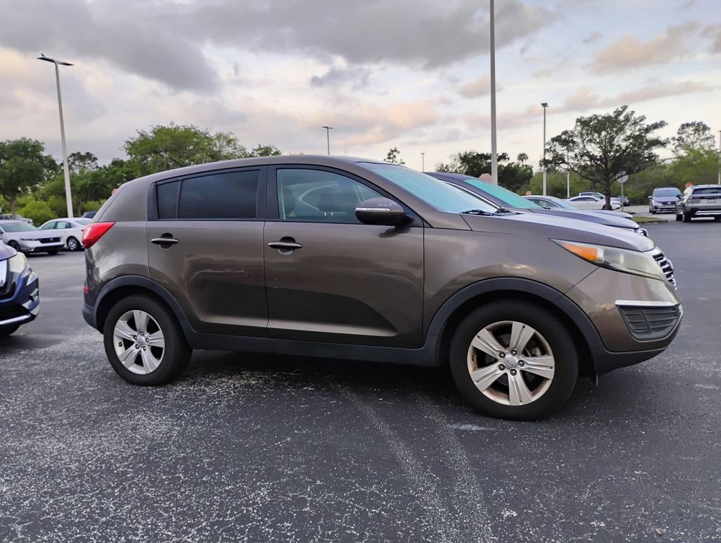 Used 2013 Kia Sportage LX image 3