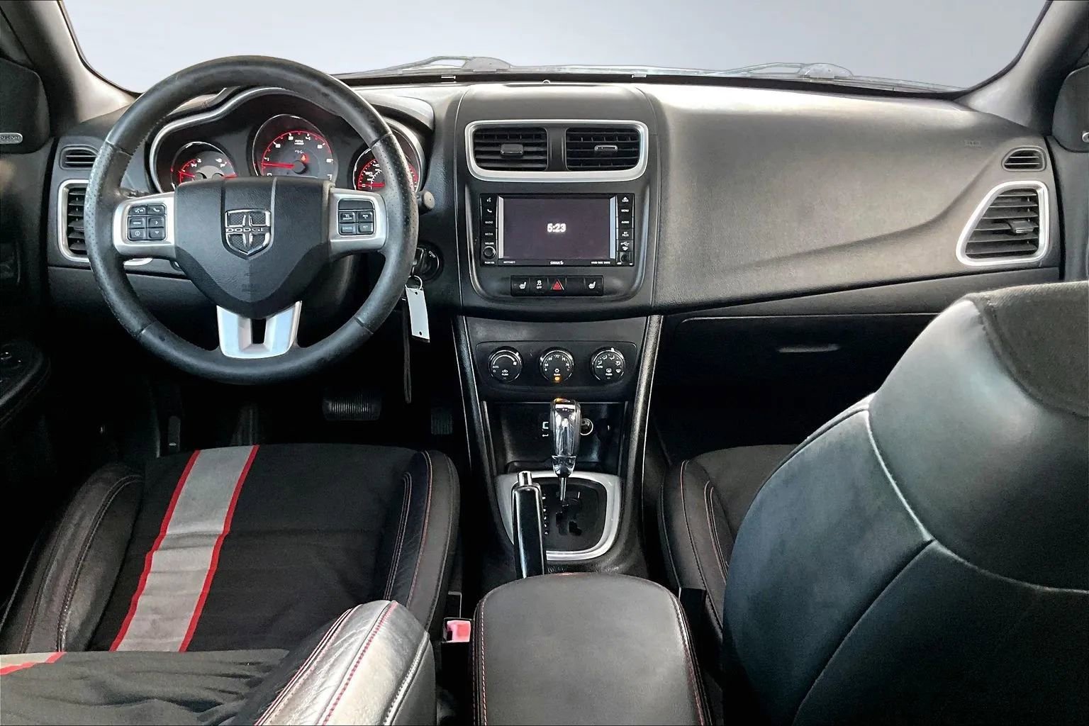 Used 2013 Dodge Avenger R/T FWD image 7