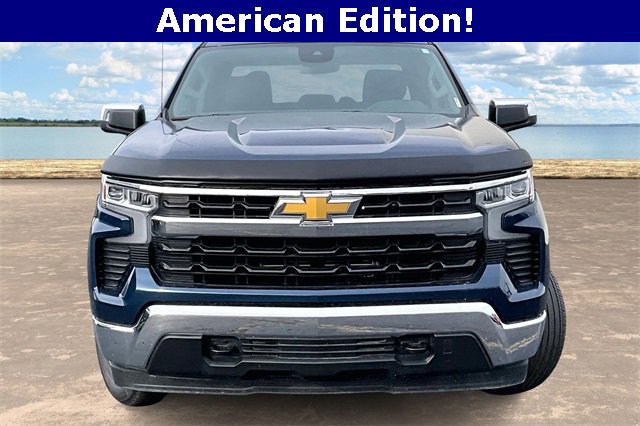 Used 2023 Chevrolet Silverado 1500 LT image 2