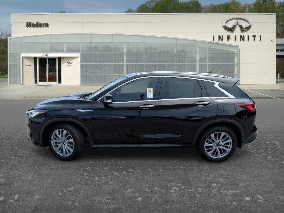 Certified 2025 INFINITI QX50 Luxe AWD/4WD image 6