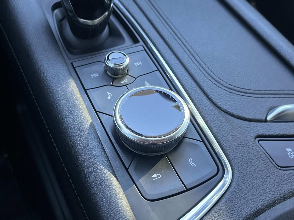 Certified 2022 Cadillac XT5 Premium Luxury image 34