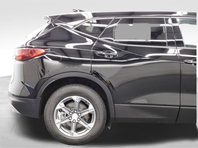 Used 2025 Chevrolet Blazer LT image 20