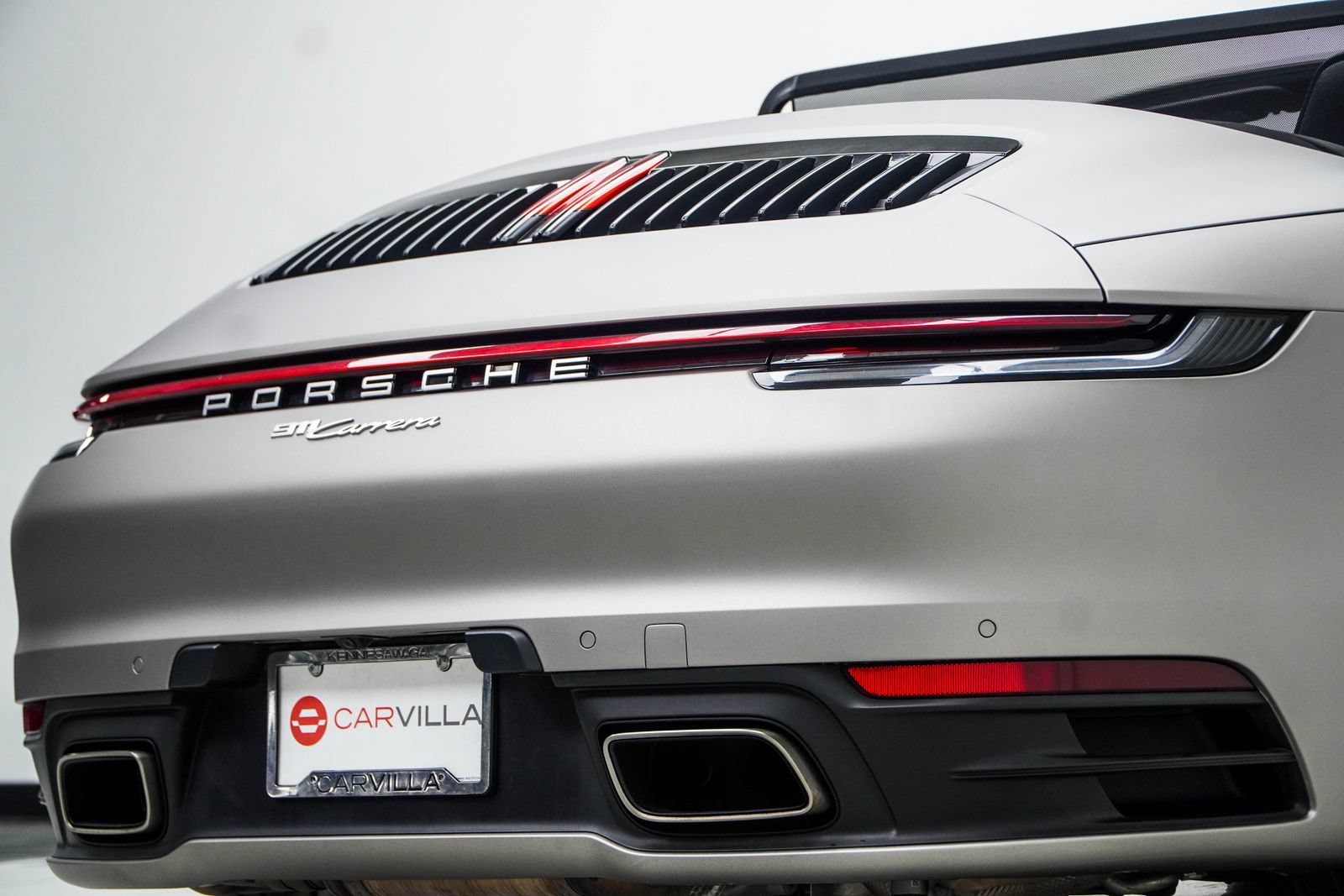 Used 2022 Porsche 911 Carrera w/ Premium Package RWD image 18