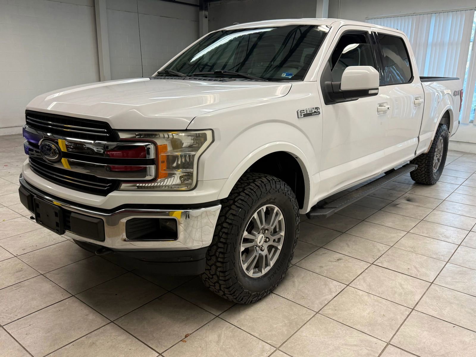 Used 2018 Ford F150 Lariat w/ Trailer Tow Package image 3