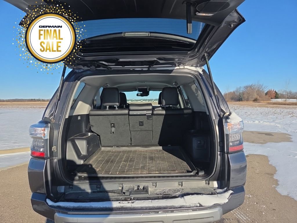 Used 2020 Toyota 4Runner TRD Off-Road Premium image 23