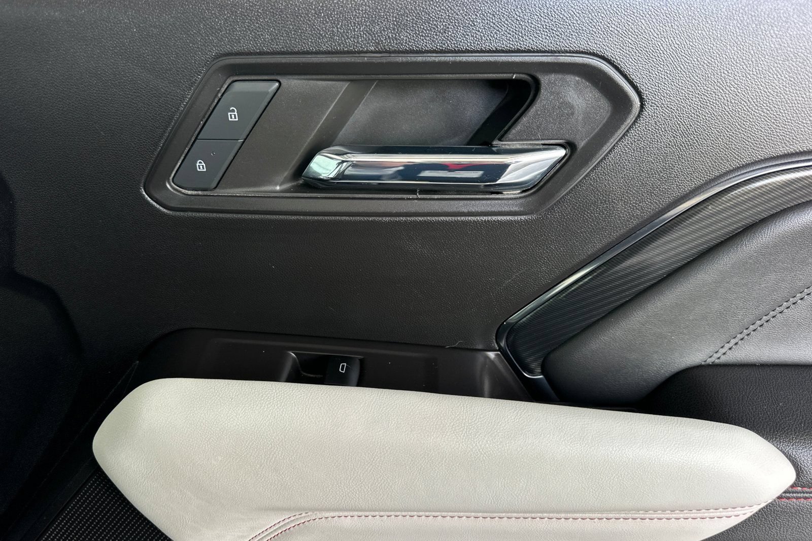 Certified 2024 GMC Canyon AT4X AWD/4WD image 21