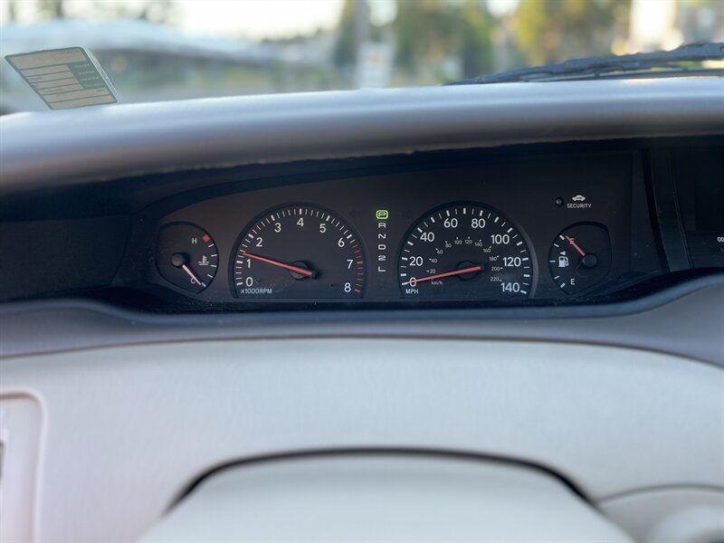 Used 2004 Toyota Avalon XLS FWD image 16