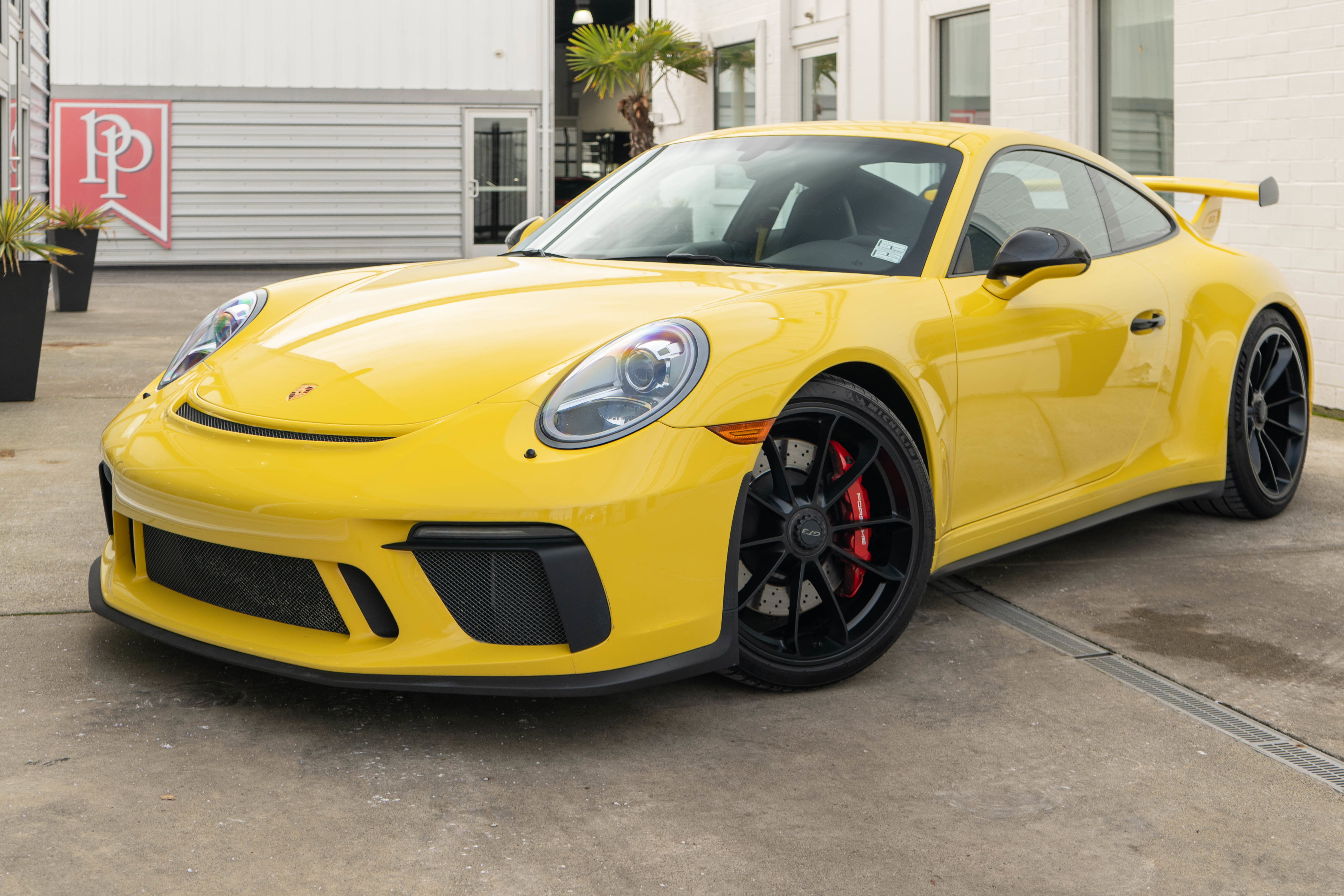 Used 2018 Porsche 911 GT3 w/ Sport Chrono Package RWD image 5