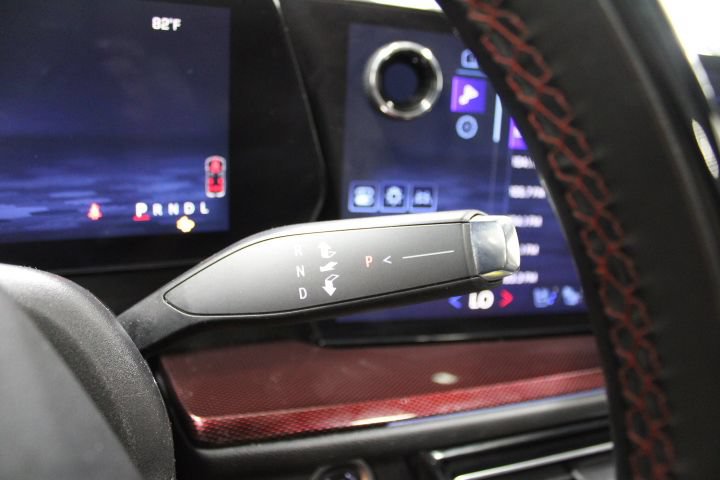 Used 2025 Chevrolet Traverse RS AWD/4WD image 41