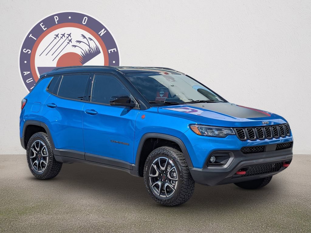 New 2026 Jeep Compass Trailhawk AWD/4WD image 2