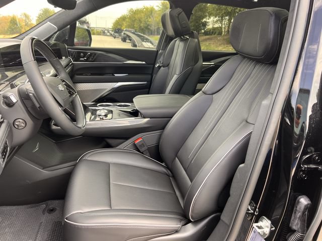 New 2026 Cadillac Escalade IQ Sport 2 w/ LPO, ONYX Package AWD/4WD image 20