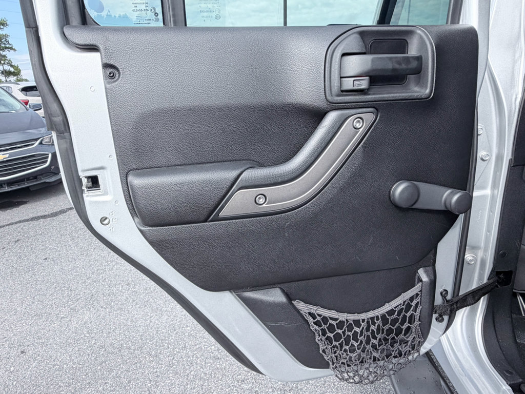 Used 2012 Jeep Wrangler Unlimited Sport AWD/4WD image 28