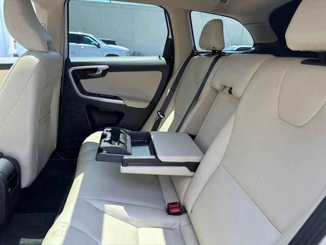 Used 2016 Volvo XC60 T6 Platinum AWD/4WD image 20
