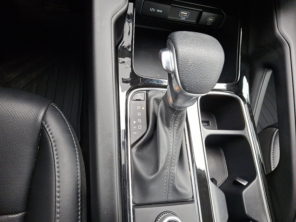 Used 2024 Kia Telluride LX image 26