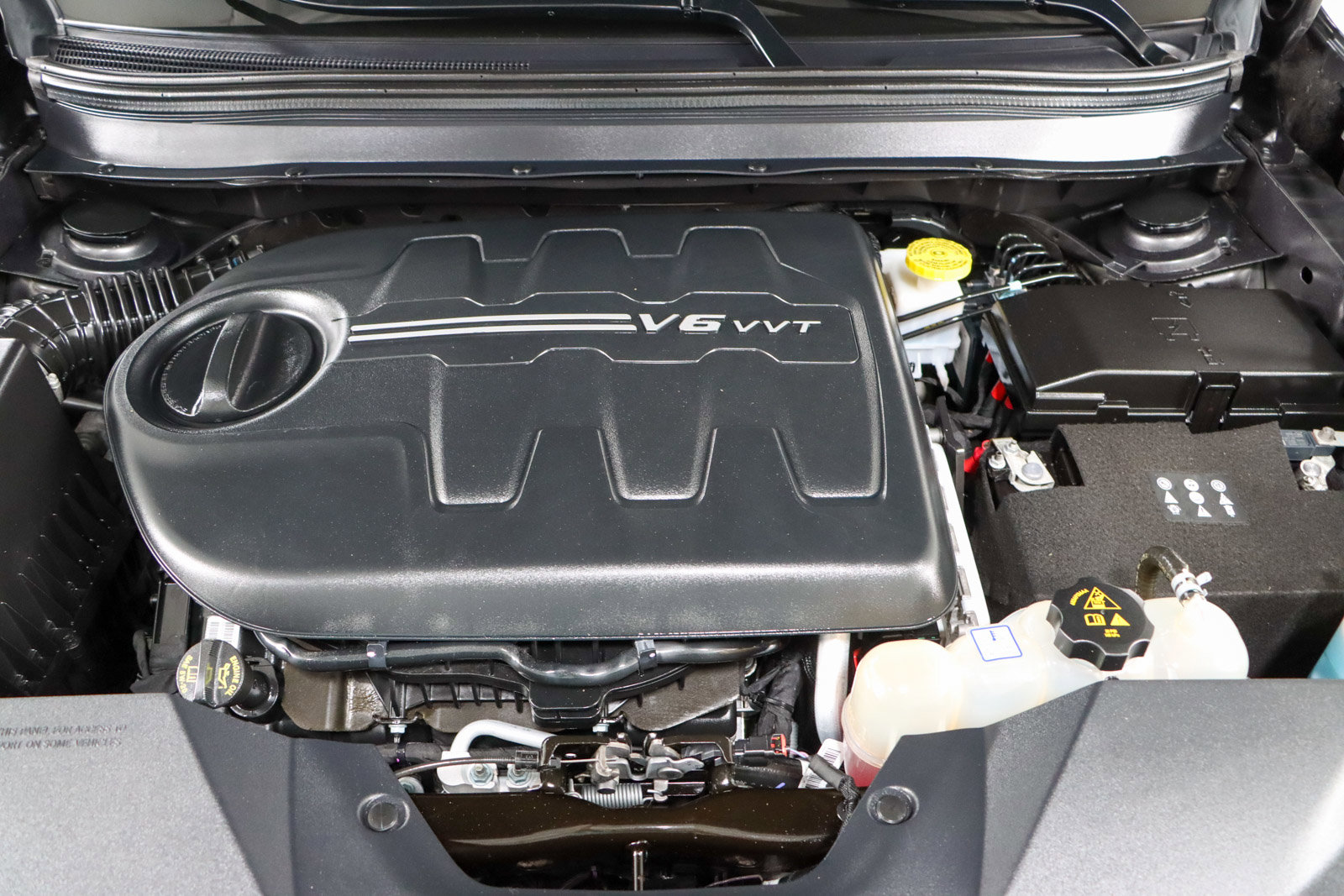 Used 2022 Jeep Cherokee Limited w/ Sun & Sound Group image 32