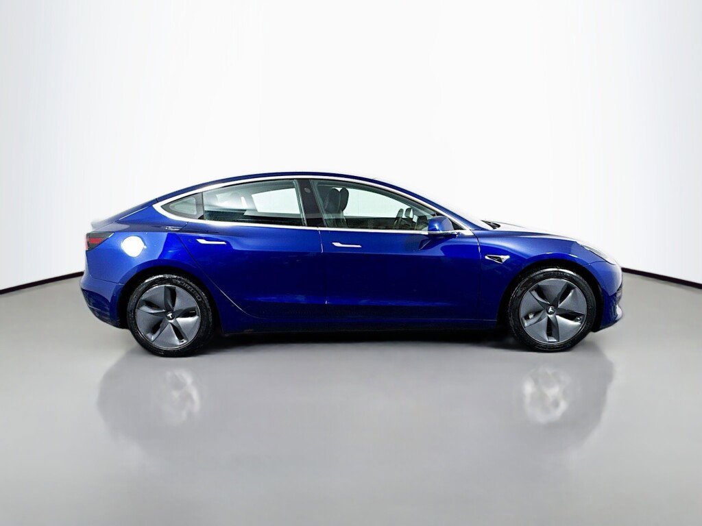 Used 2018 Tesla Model 3 Long Range image 6