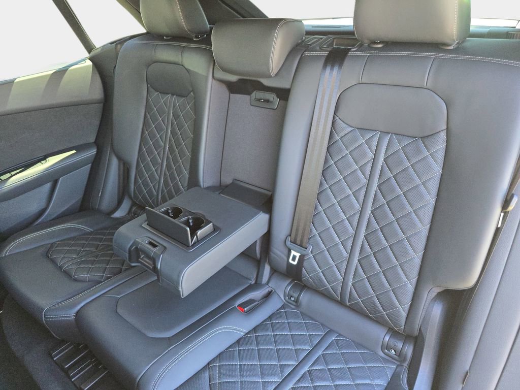 Certified 2022 Audi SQ8 Premium Plus w/ Executive Package AWD/4WD image 15