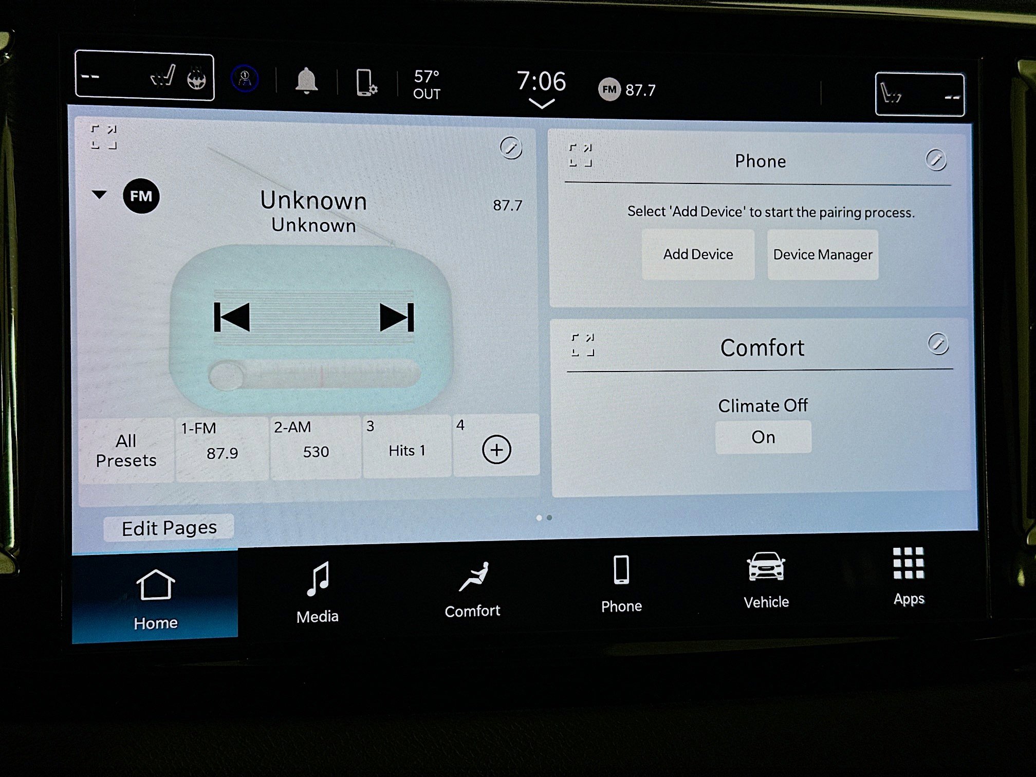 Used 2024 Chrysler Pacifica Touring-L image 21