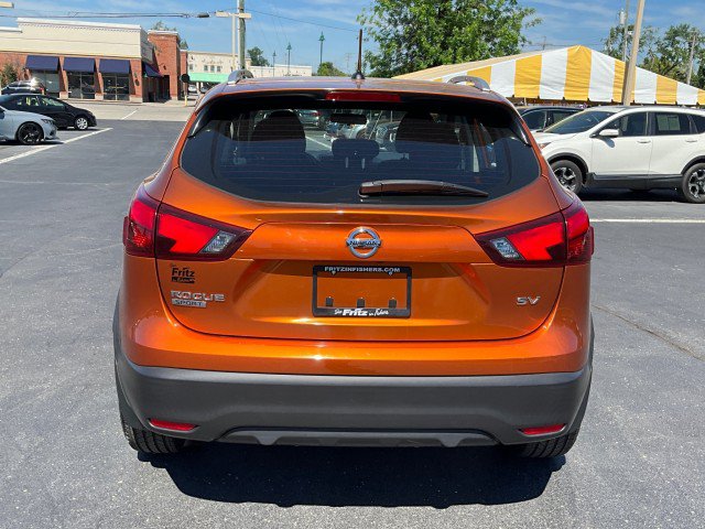 Used 2017 Nissan Rogue Sport SV w/ SV All-Weather Package FWD image 6