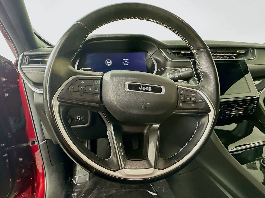 Certified 2022 Jeep Grand Cherokee L Laredo image 19