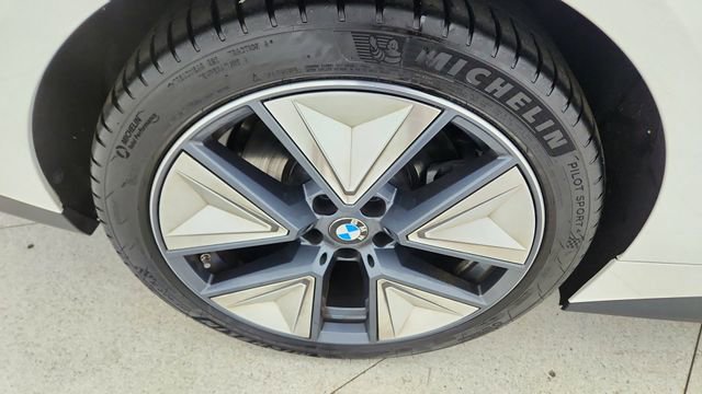 Used 2025 BMW i4 xDrive40i w/ Premium Package AWD/4WD image 58