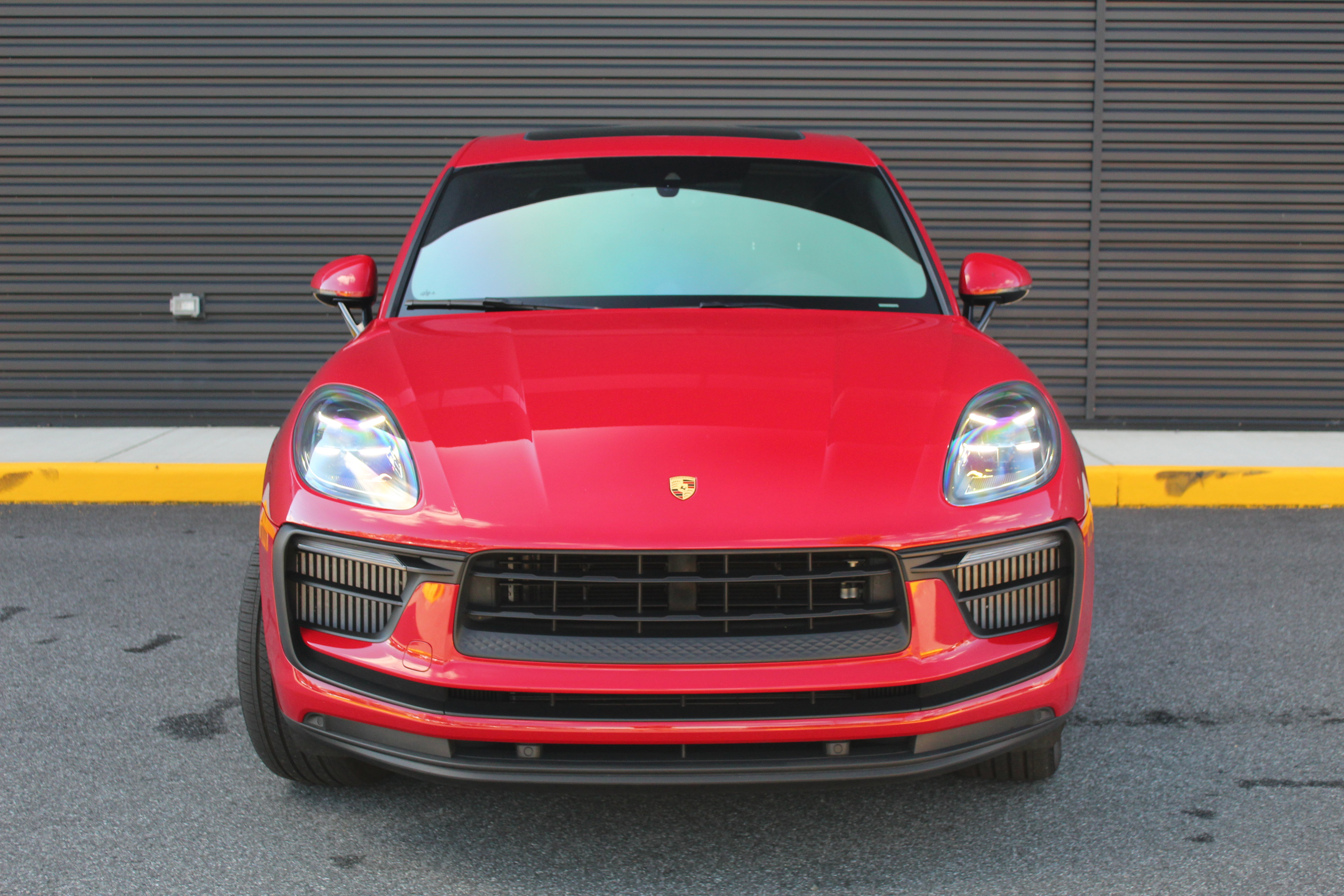 Used 2022 Porsche Macan S image 11