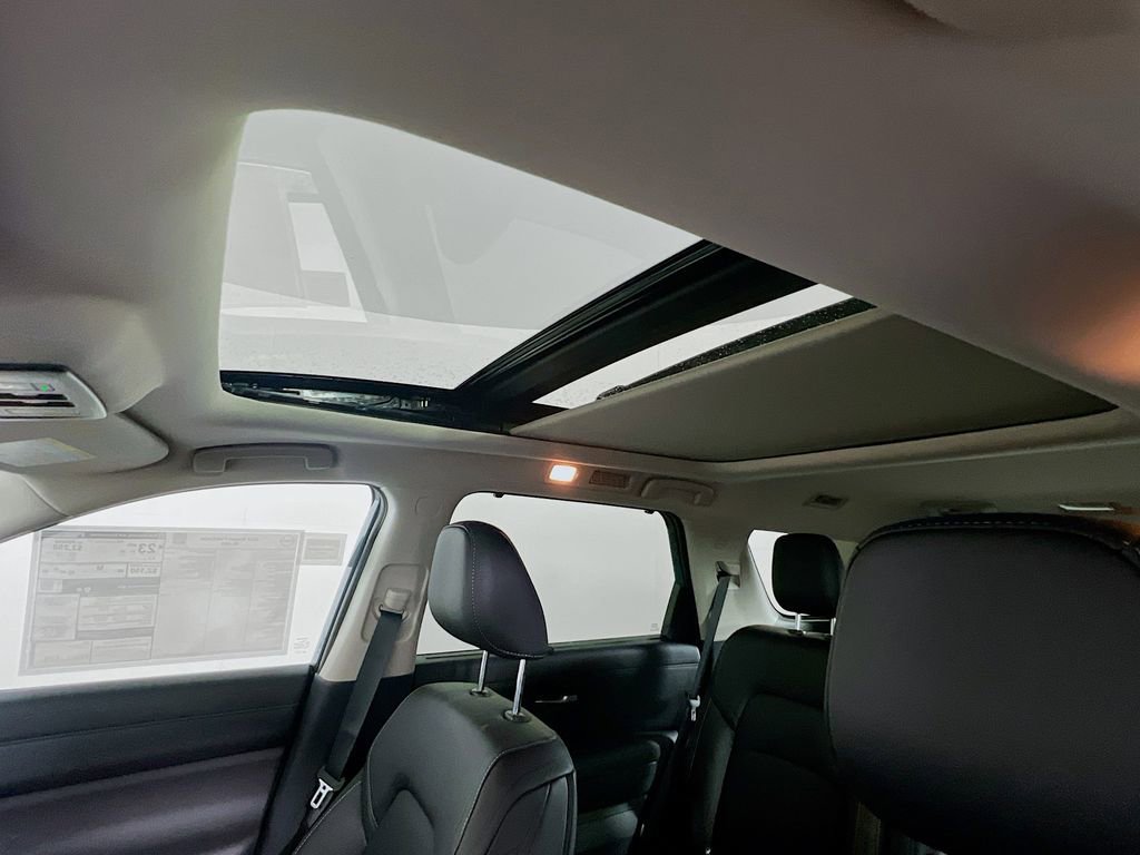 New 2026 Nissan Pathfinder SL image 19