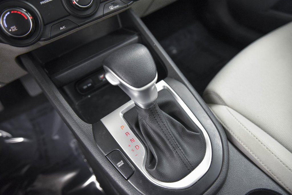 Used 2023 Kia Forte LXS image 23