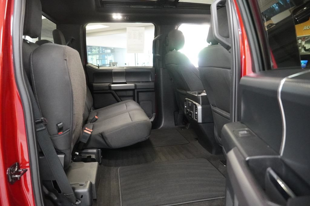 Used 2020 Ford F150 XLT w/ Equipment Group 302A Luxury AWD/4WD image 31