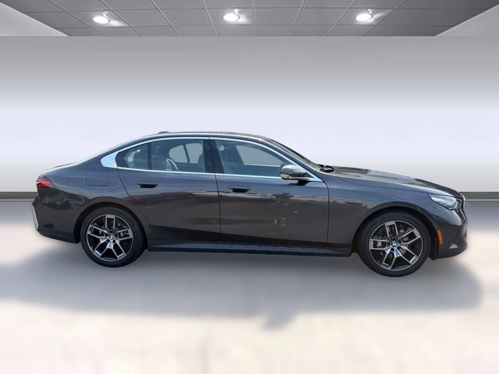 Used 2026 BMW 530i xDrive AWD/4WD image 8