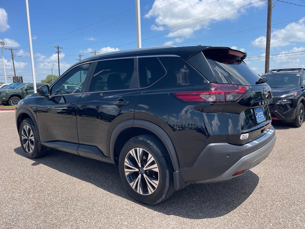 Certified 2023 Nissan Rogue SV w/ SV Premium B Package FWD image 5