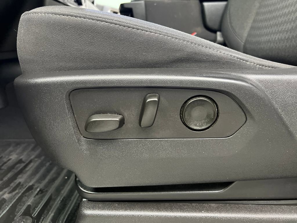 Used 2023 Chevrolet Silverado 1500 LT image 10