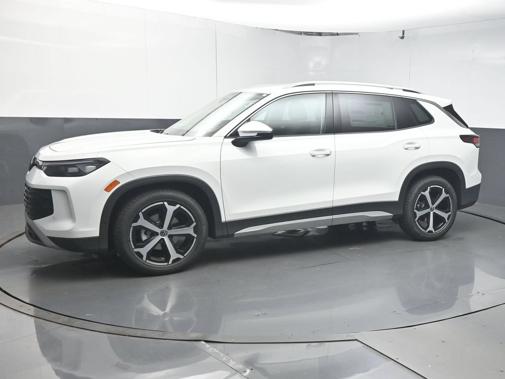 New 2026 Volkswagen Tiguan SE FWD image 4