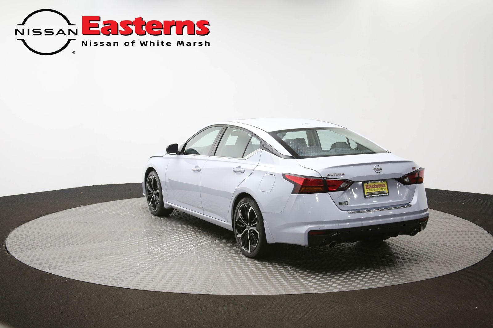 Used 2023 Nissan Altima 2.5 SR w/ SR Premium Package image 65