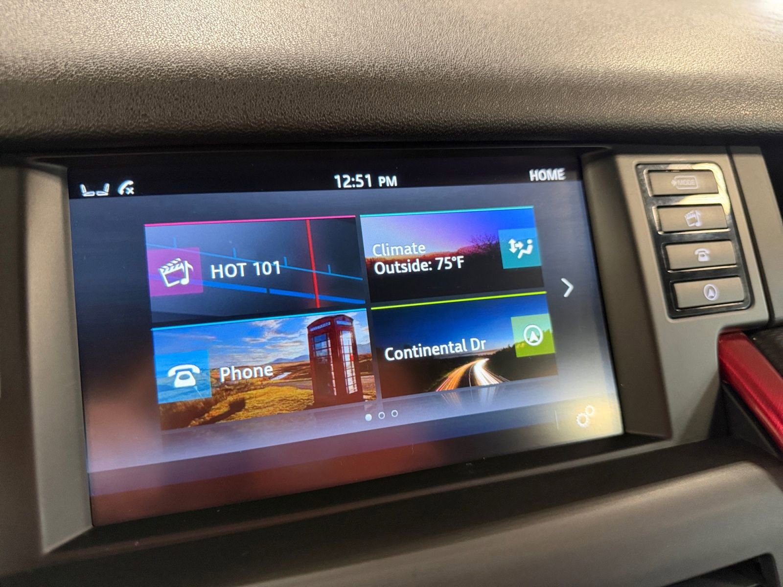 Used 2018 Land Rover Discovery Sport HSE Luxury AWD/4WD image 28