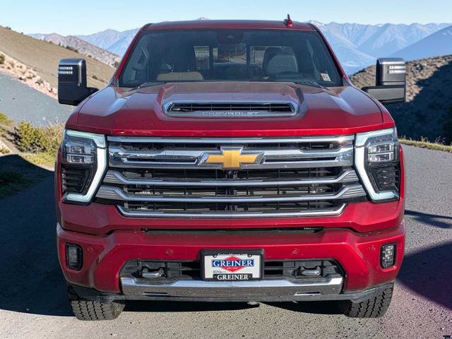 Used 2024 Chevrolet Silverado 2500 High Country w/ Technology Package image 9