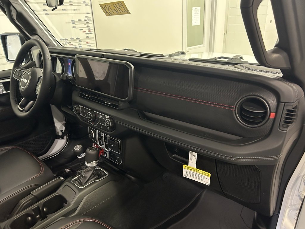 New 2025 Jeep Gladiator Rubicon w/ Convenience Group image 20