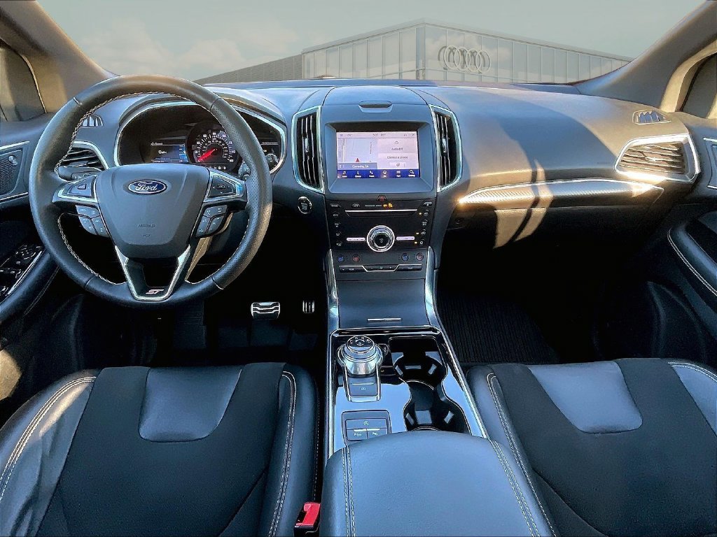 Used 2019 Ford Edge ST w/ Equipment Group 401A AWD/4WD image 9