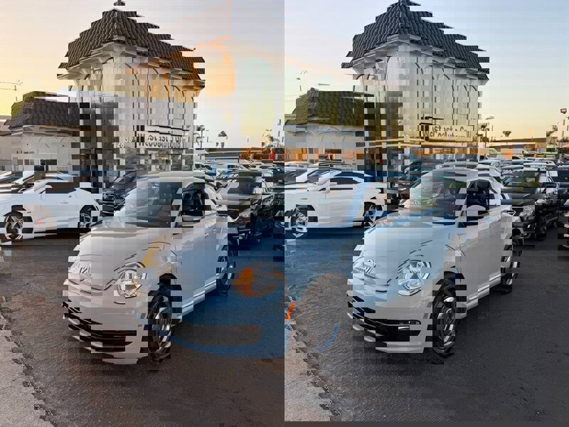 Used 2013 Volkswagen Beetle 2.5