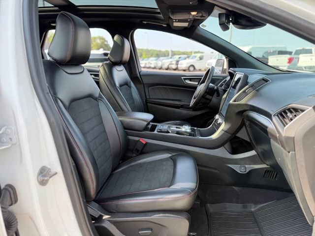 Certified 2023 Ford Edge ST-Line AWD/4WD image 16