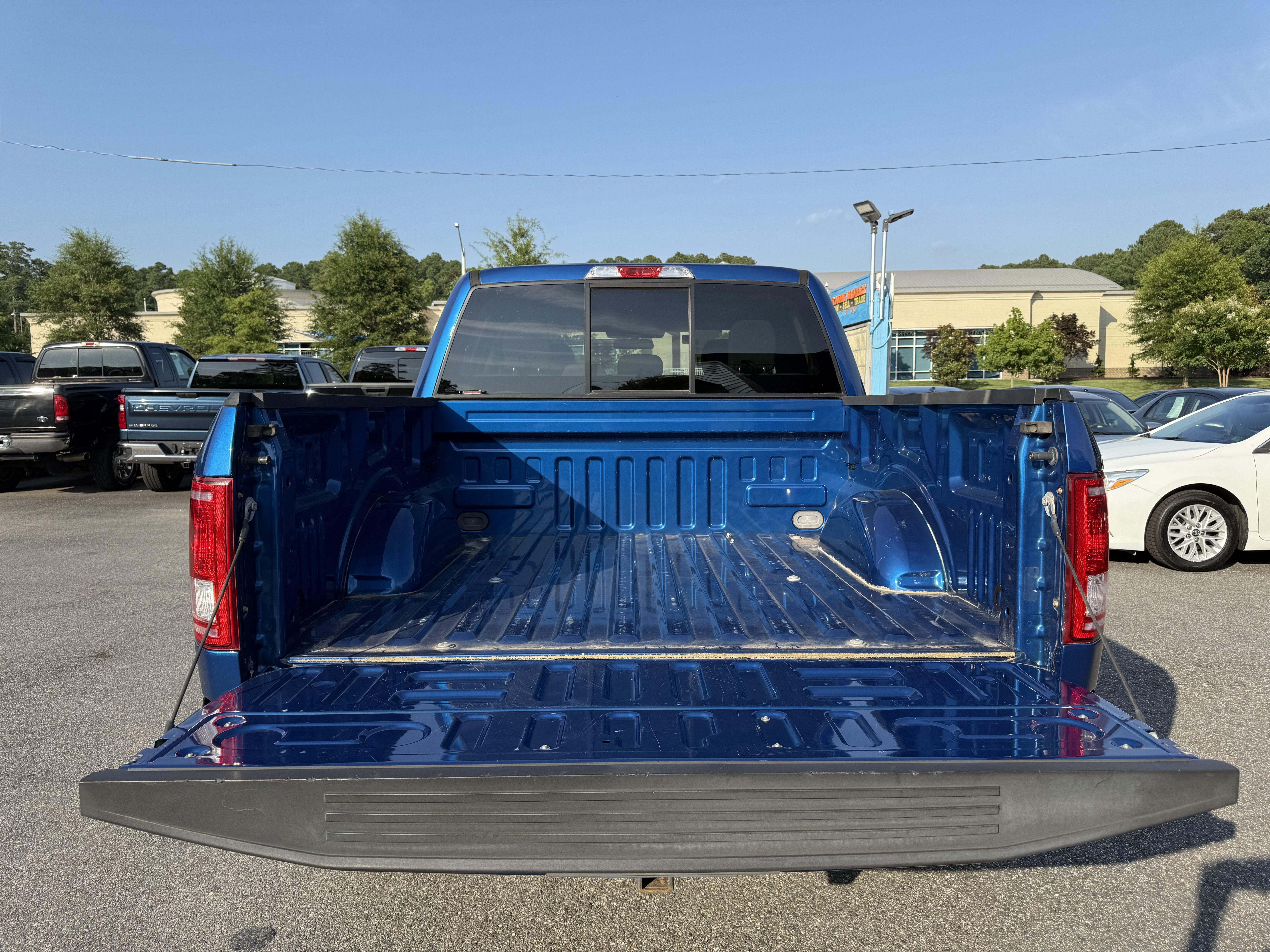 Used 2017 Ford F150 XLT w/ Trailer Tow Package AWD/4WD image 7
